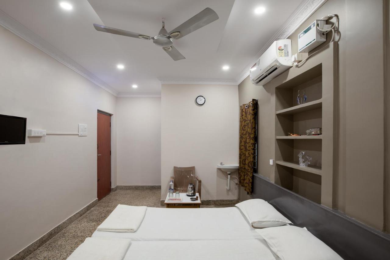 Hotel Akmg Dindigul Bagian luar foto